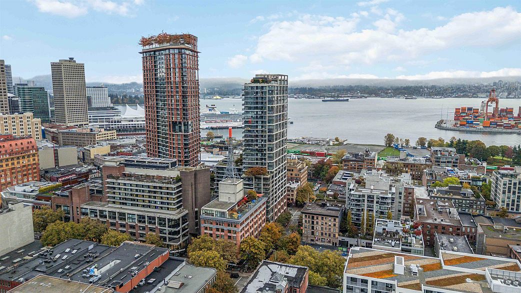 2803 108 W Cordova Street