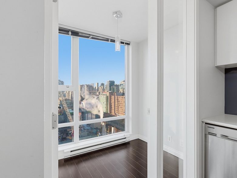 2001 668 Citadel Parade