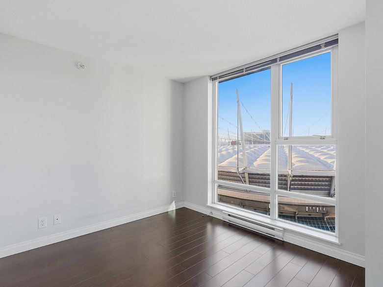 2001 668 Citadel Parade