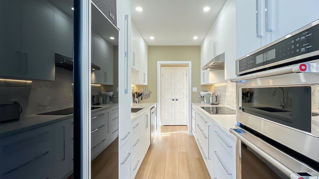 15C 1500 Alberni Street