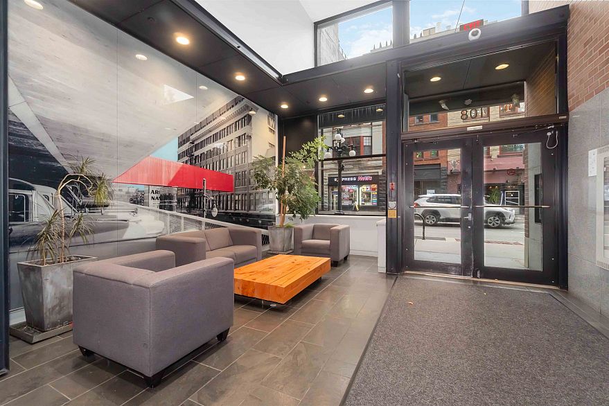 2803 108 W Cordova Street