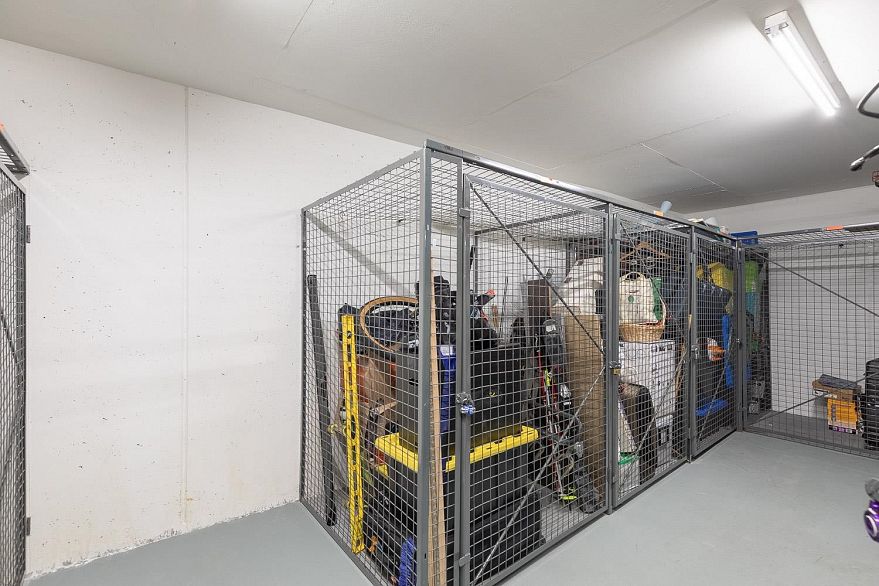 2710 928 Beatty Street