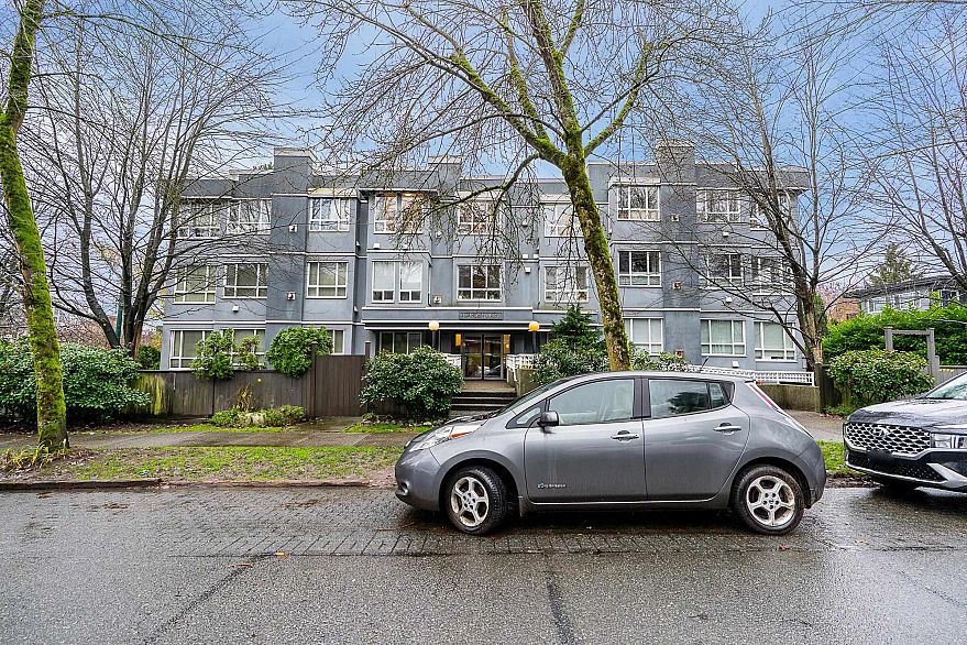 407 3 N Garden Drive