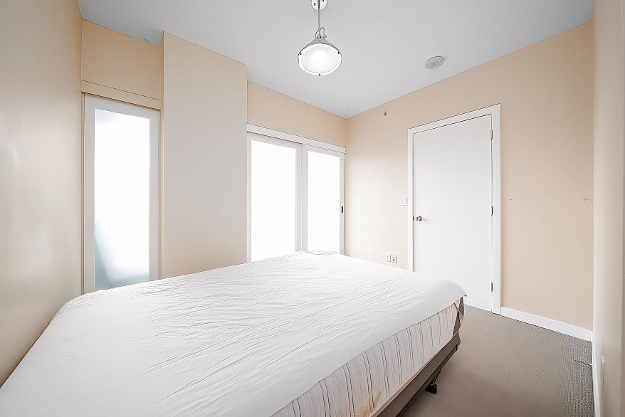 1403 1252 Hornby Street