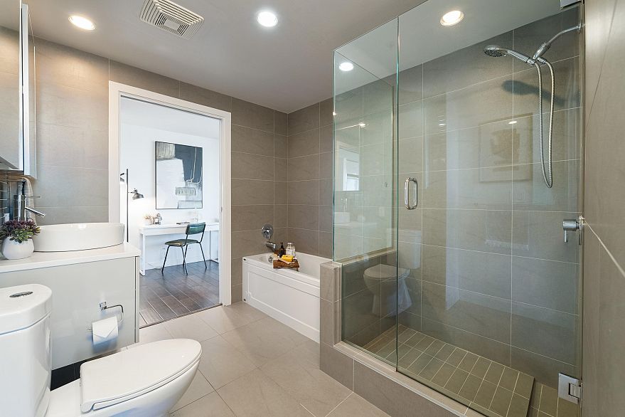 1201 108 W Cordova Street