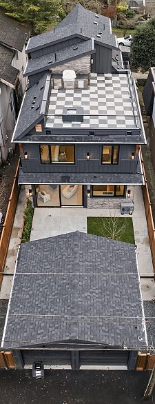 2 1841 Parker Street