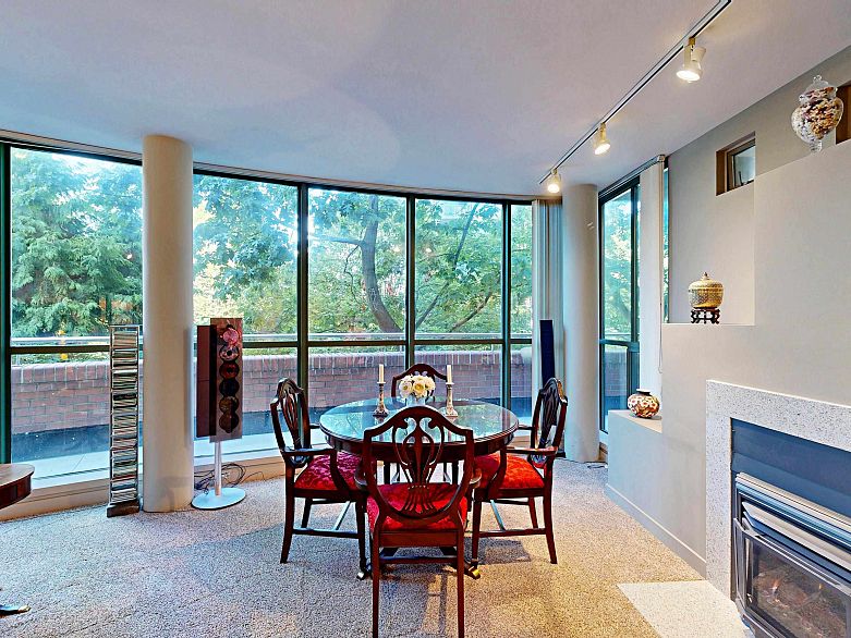 301 1888 Alberni Street