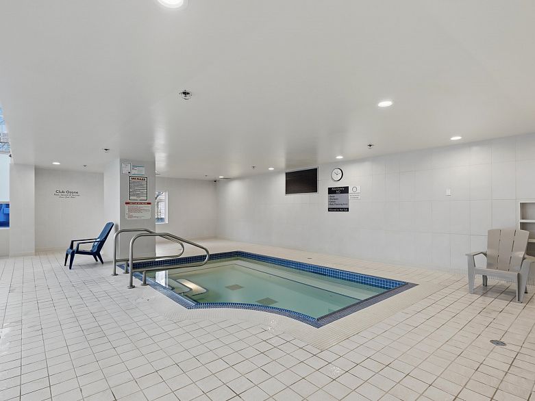 2001 668 Citadel Parade