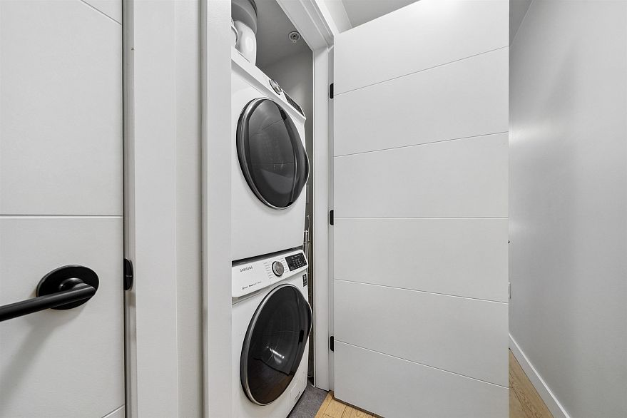 202 2508 Fraser Street