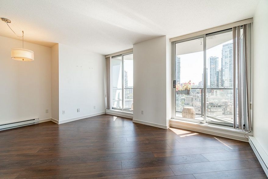 1208 1212 Howe Street