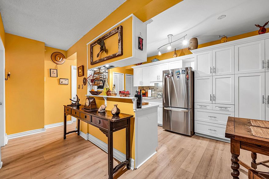 109 1655 Nelson Street