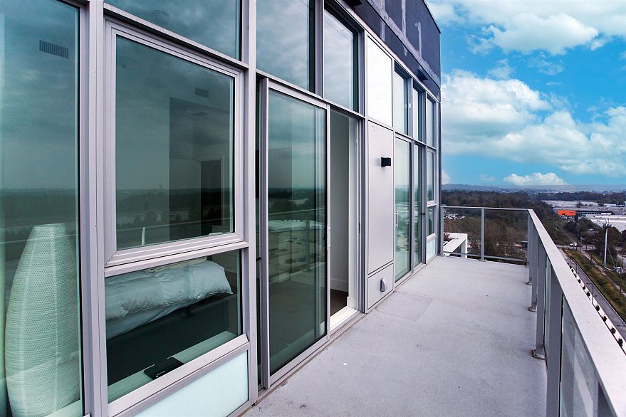 1602 3581 E Kent Avenue North