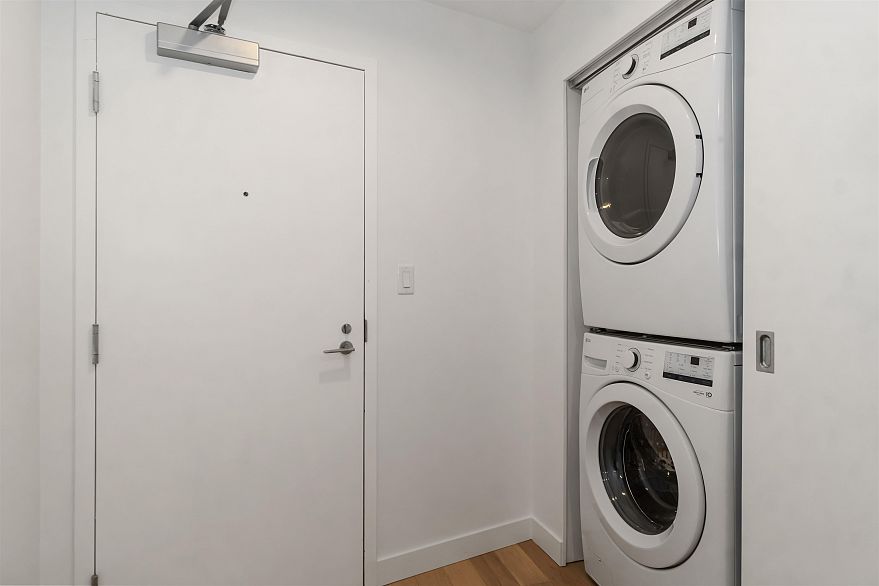 2803 108 W Cordova Street