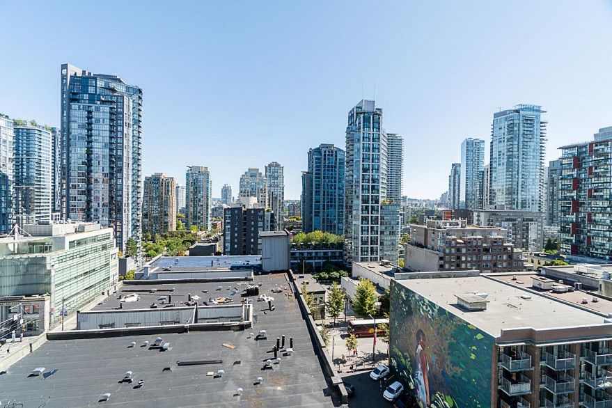 1208 1212 Howe Street