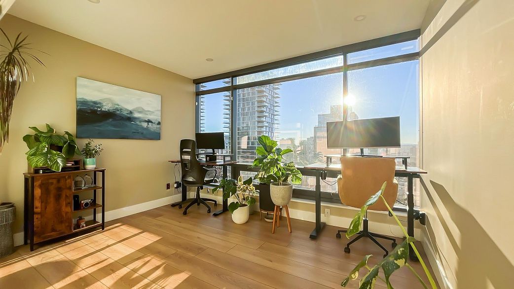 15C 1500 Alberni Street