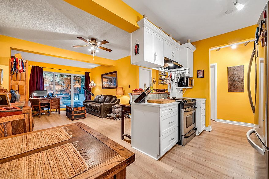 109 1655 Nelson Street