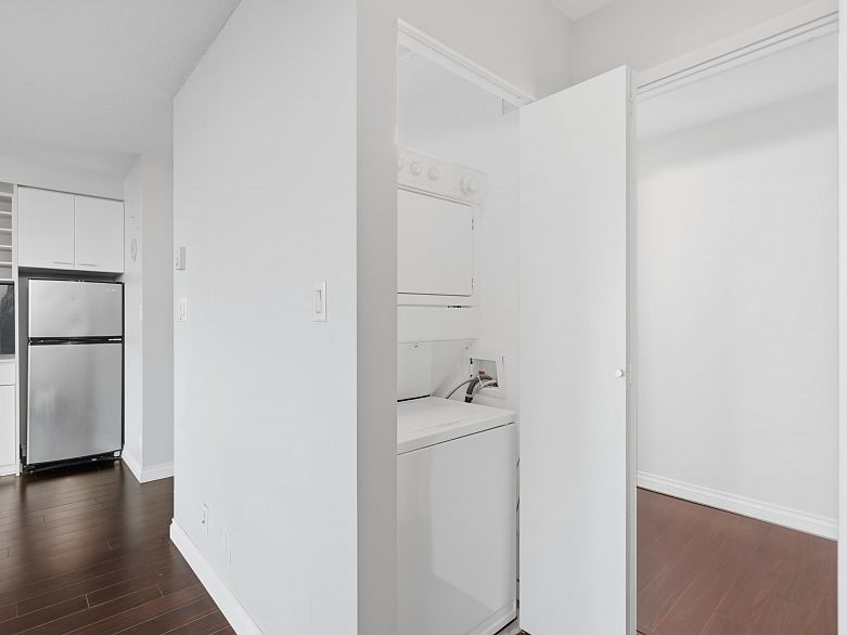 2001 668 Citadel Parade