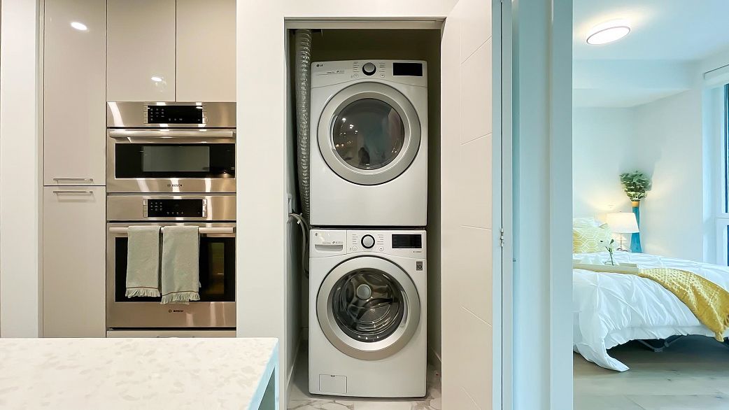 207 5058 Cambie Street