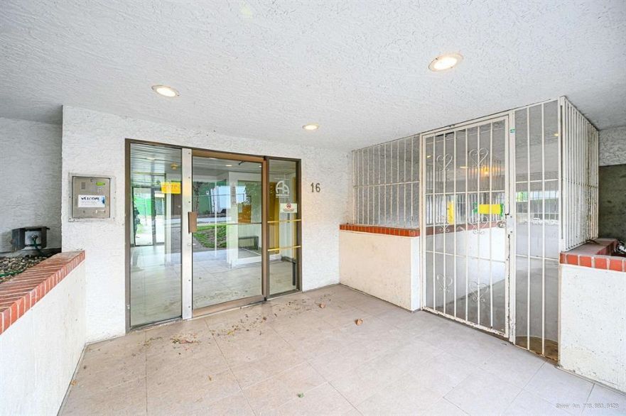 406 16 Lakewood Drive