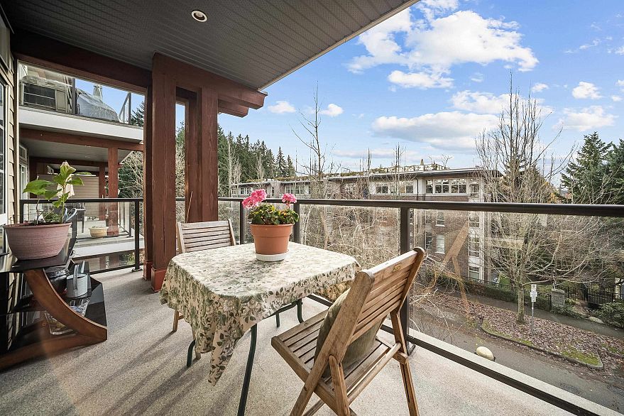 300 6328 Larkin Drive