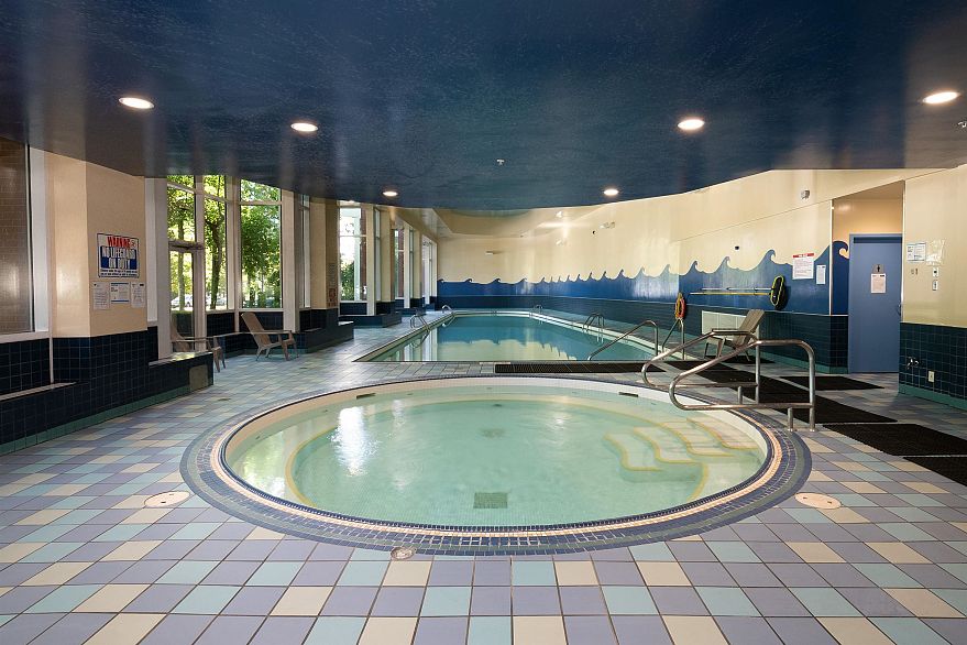 2105 193 Aquarius Mews