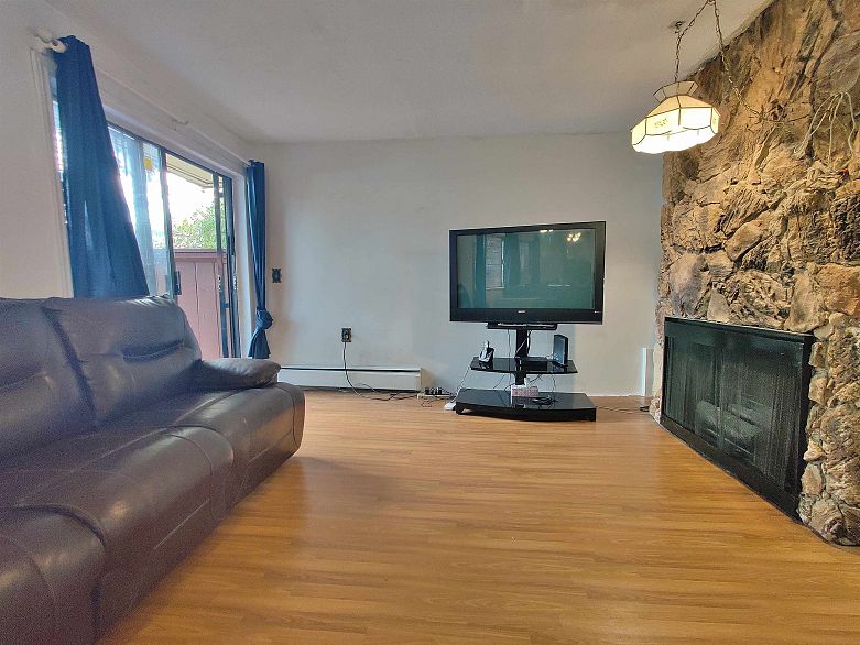 108 1420 E 7th Avenue