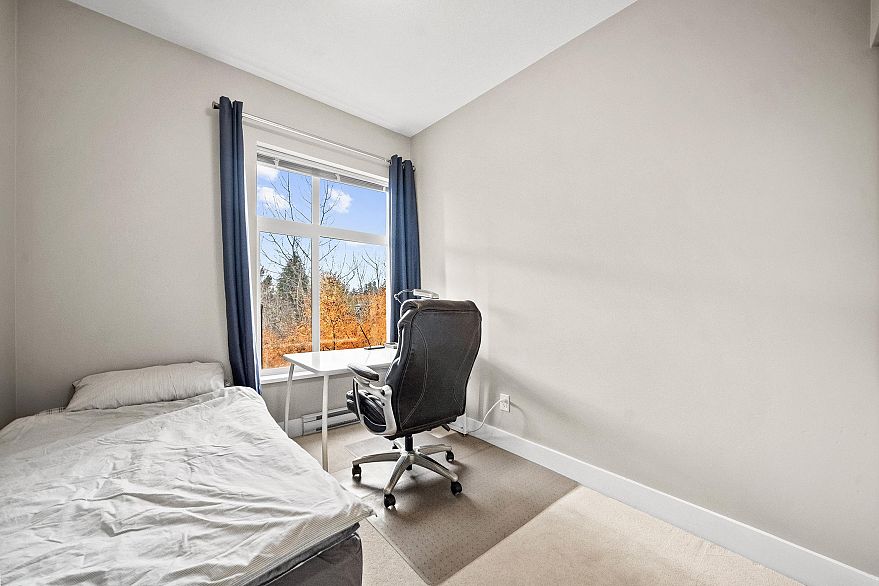 300 6328 Larkin Drive