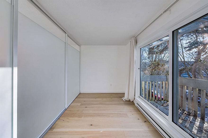 303 1545 E 2nd Avenue