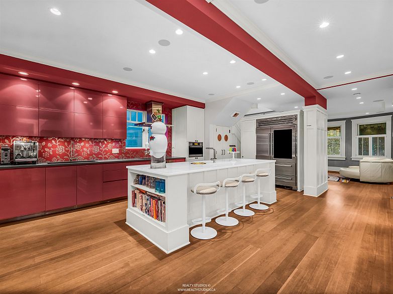 1747 Balaclava Street