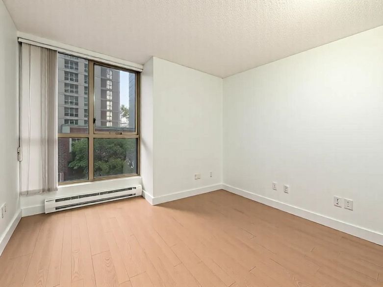 601 867 Hamilton Street