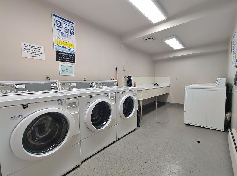 108 1420 E 7th Avenue