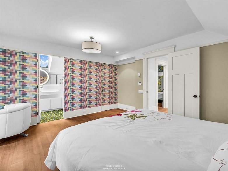 1747 Balaclava Street