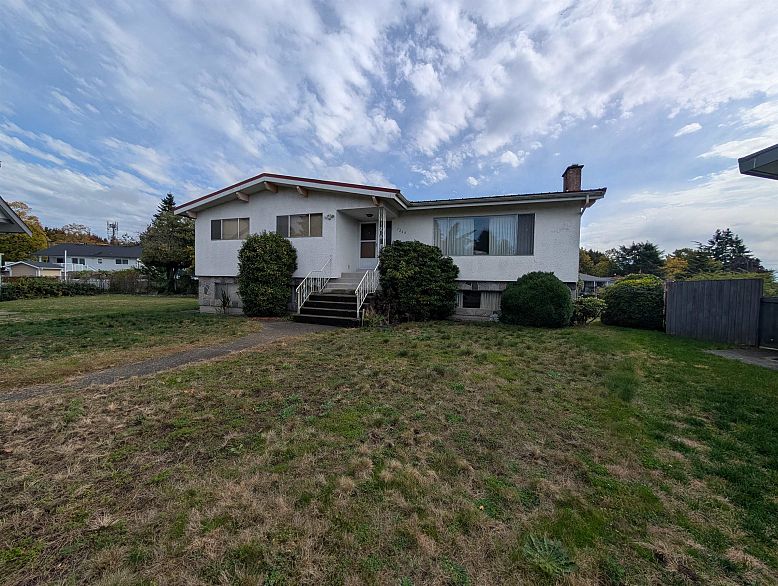 7258 Lancaster Place