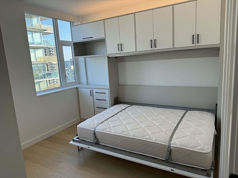 1604 1180 Broughton Street