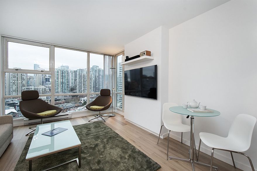 2105 193 Aquarius Mews