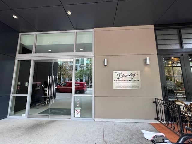 1709 888 Homer Street