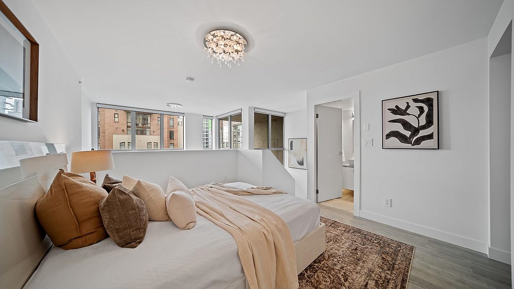 1802 1238 Richards Street