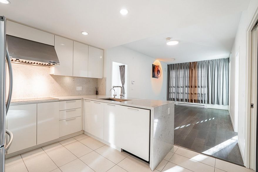 PH1 6033 Gray Avenue