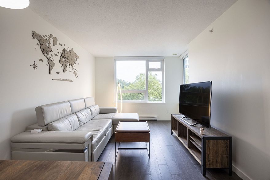 657 5515 Boundary Road