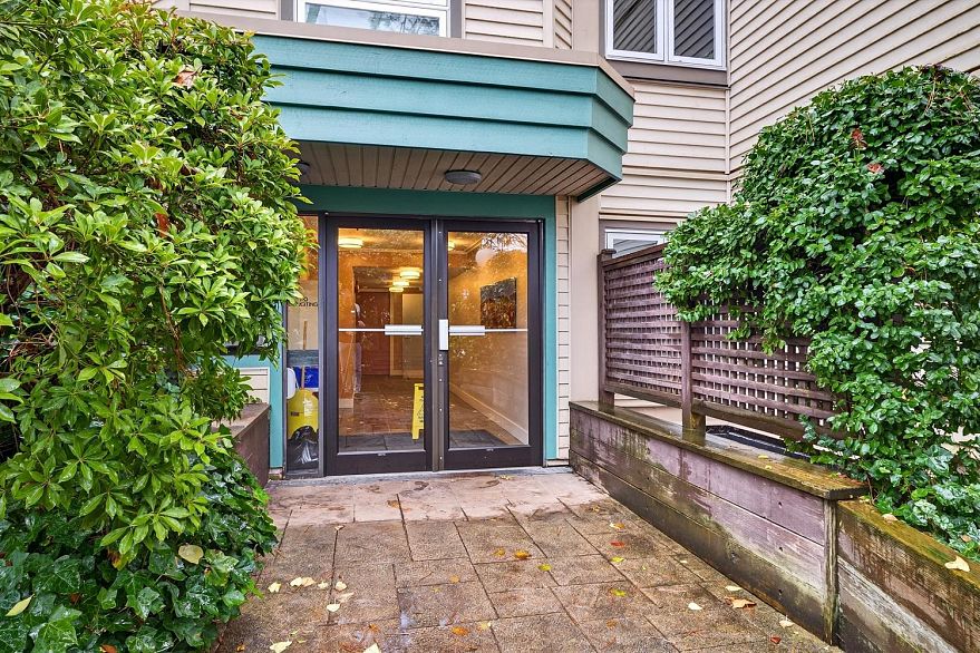 314 1429 E 4th Avenue