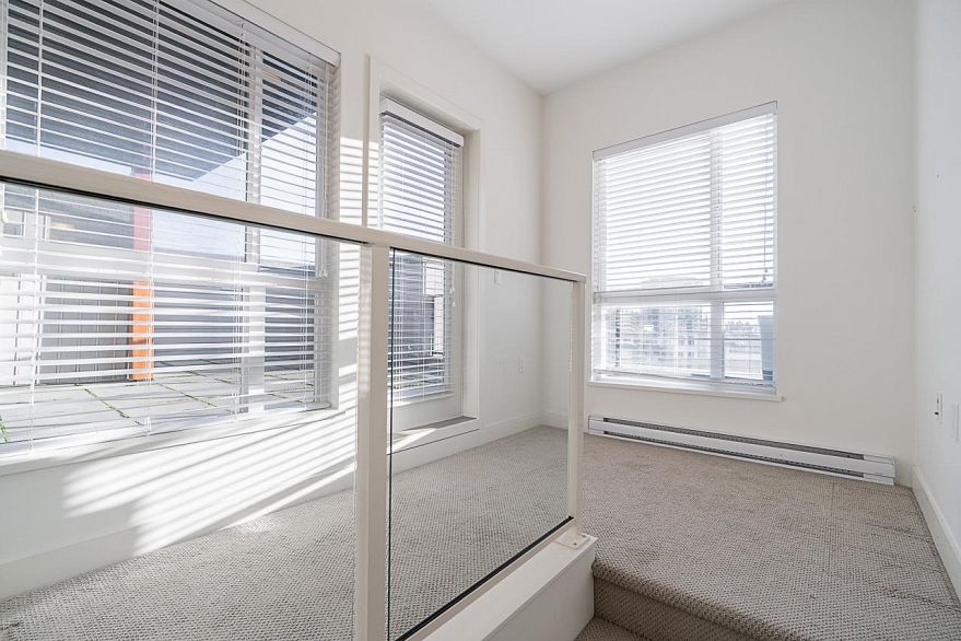 PH1 6033 Gray Avenue