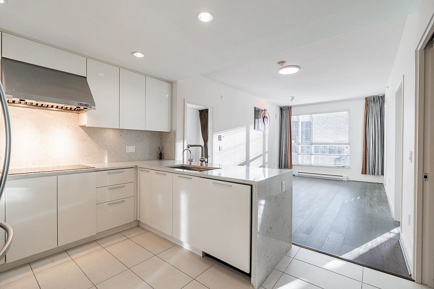 PH1 6033 Gray Avenue