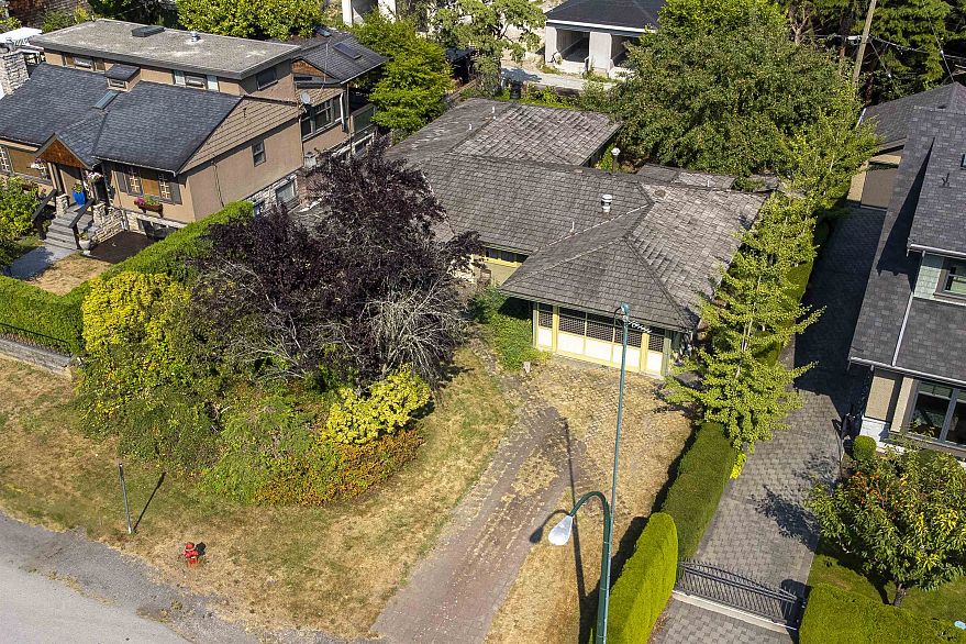 6180 Highbury Street