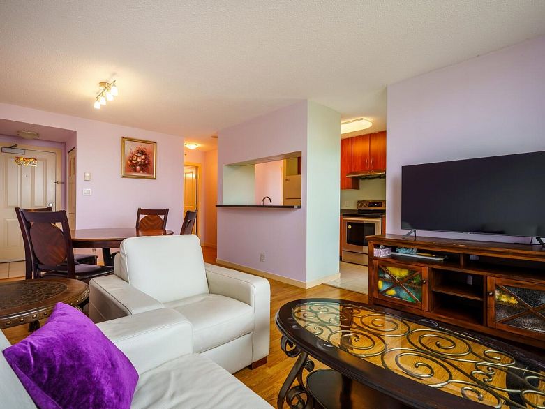 2409 3663 Crowley Drive