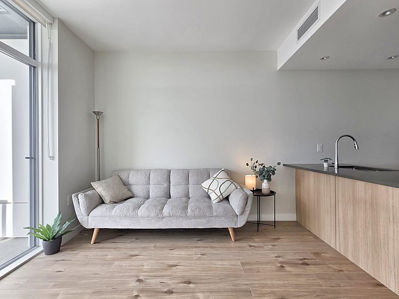 1503 3430 S E Kent Avenue