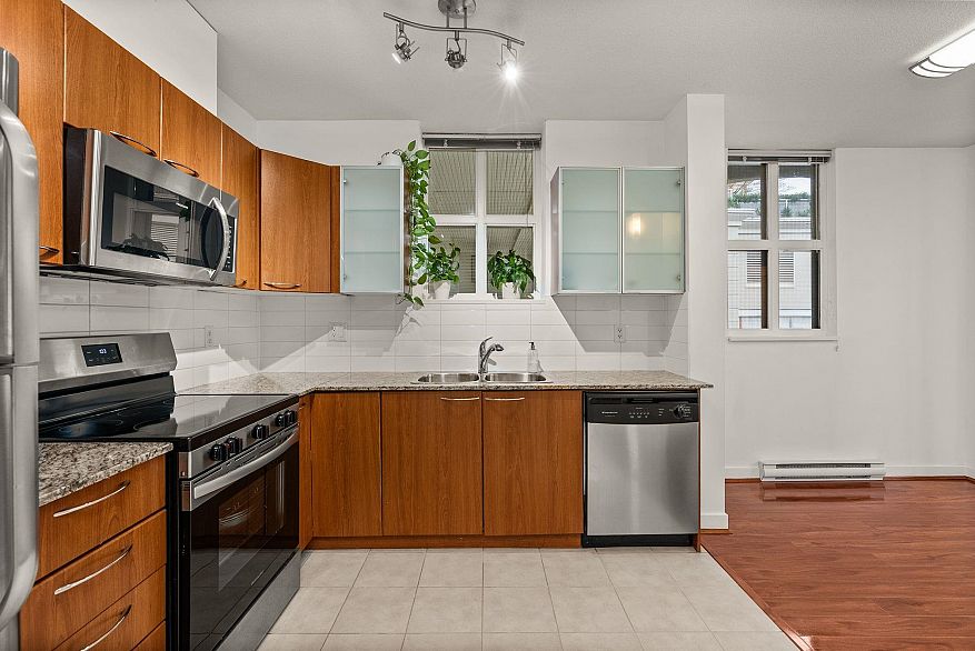 1468 Cedar Cottage Mews