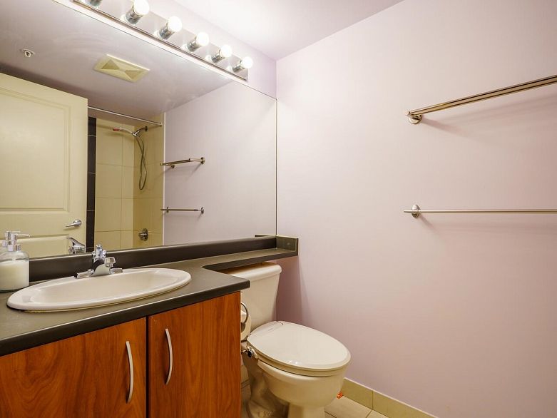 2409 3663 Crowley Drive