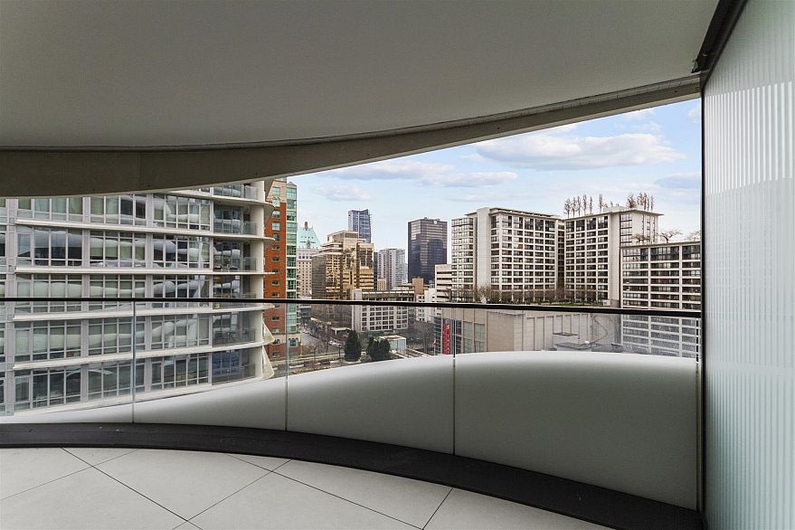 1007 1033 Nelson Street