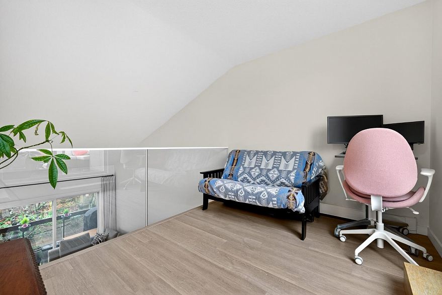 314 1429 E 4th Avenue