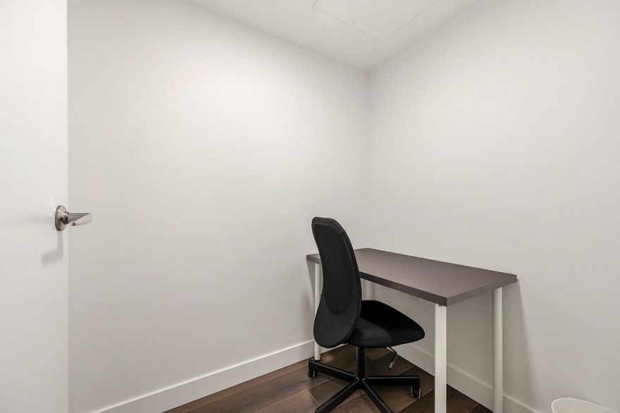 316 8181 Chester Street